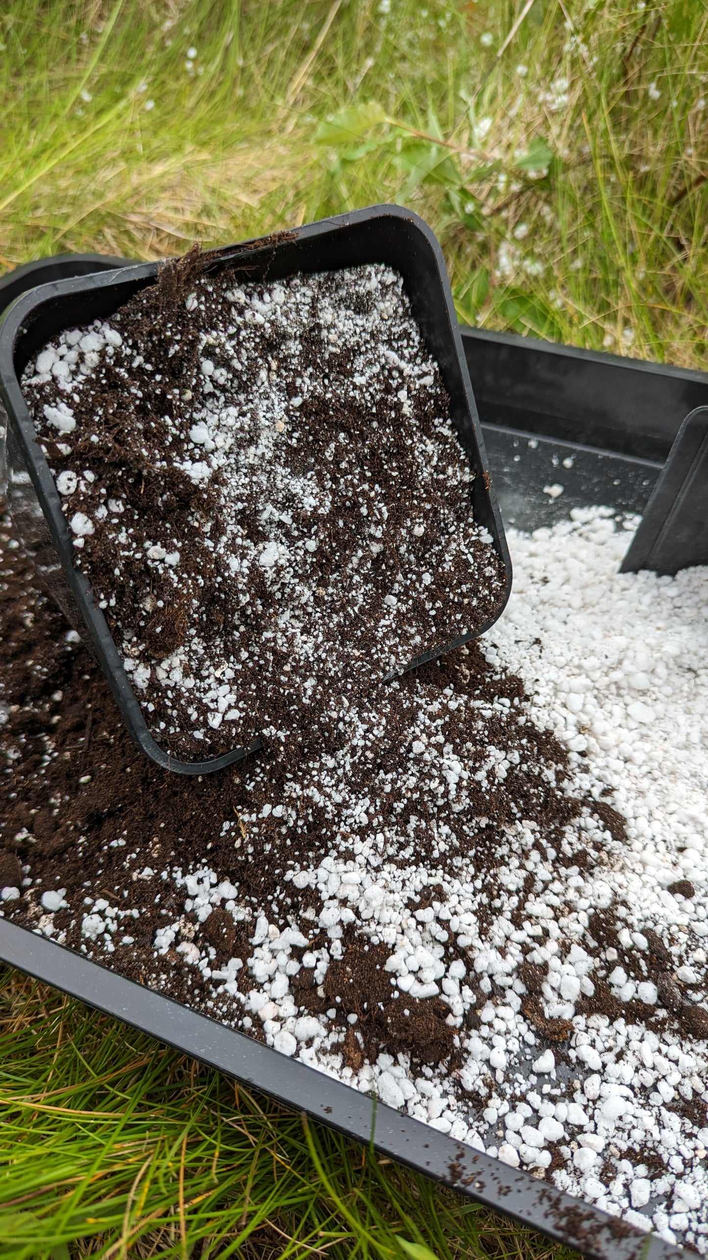 Perlite (Standard Grade) 2-5mm 5 litre, 10 litre, 25 litre, 50 litre and 100L Bag