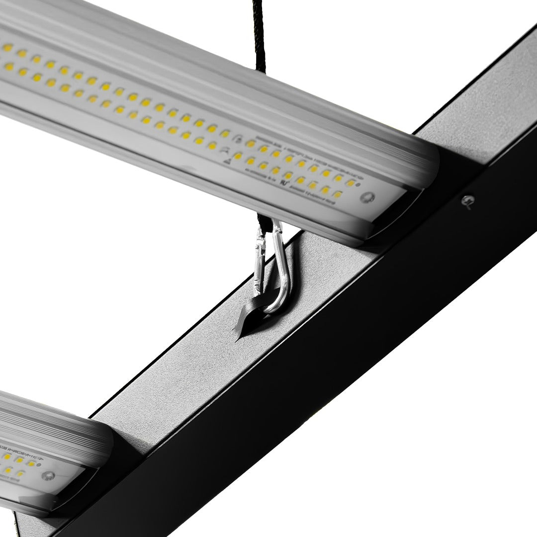 Omega 720W Plus LED bar close-up