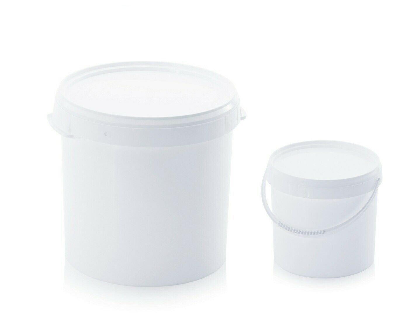 White Air tight buckets